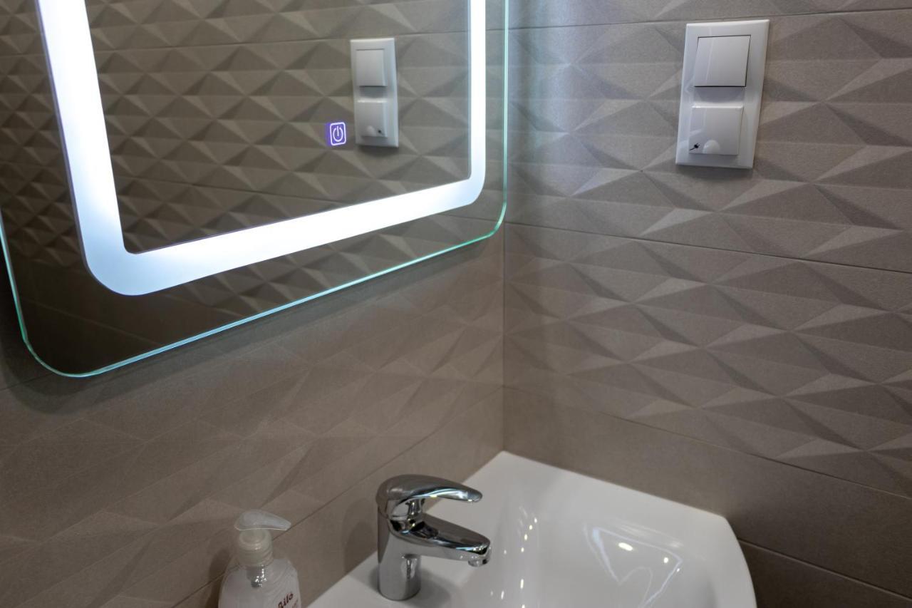 Hotel Tranzit Odorheiu Secuiesc Zewnętrze zdjęcie