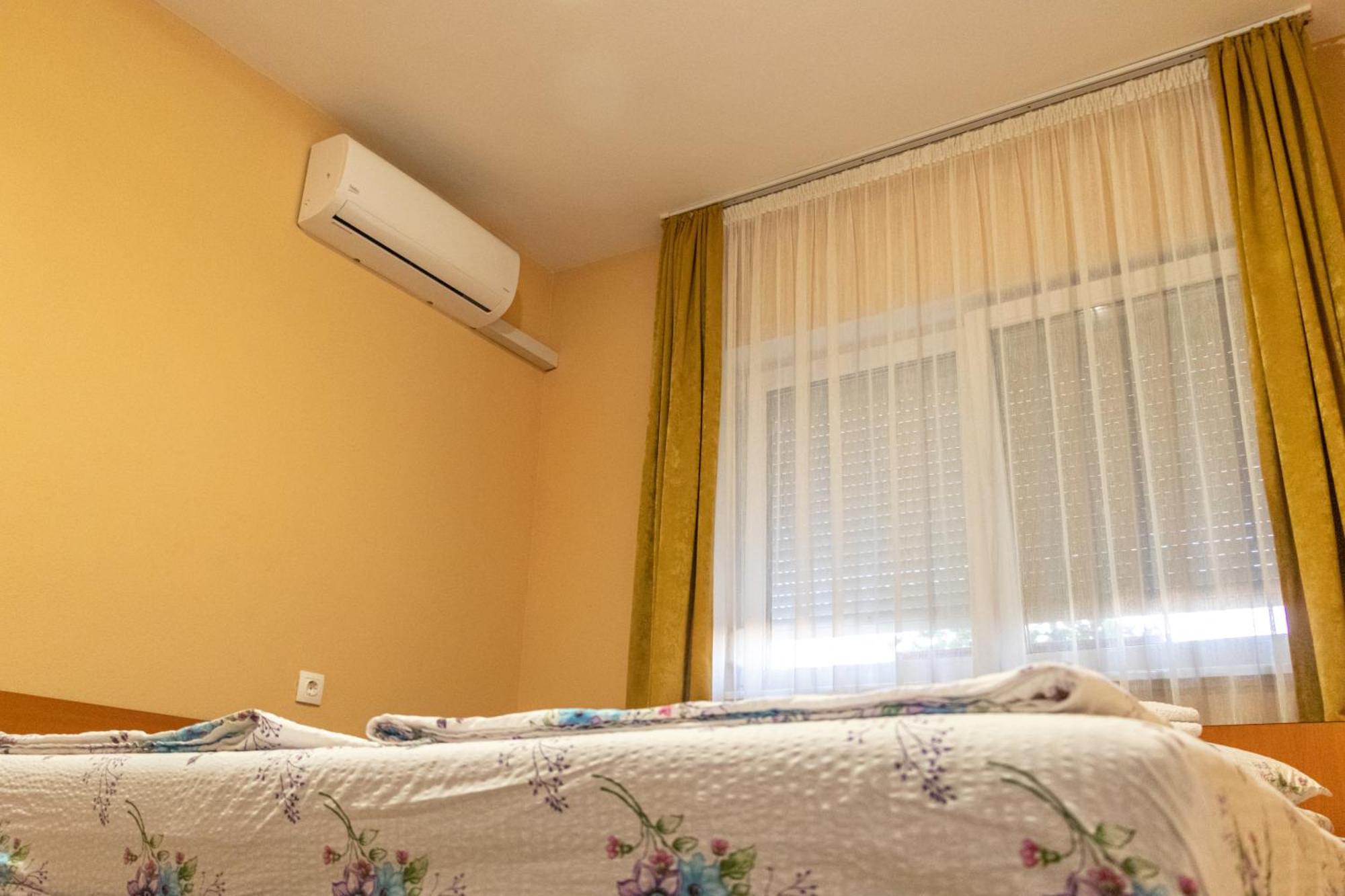 Hotel Tranzit Odorheiu Secuiesc Zewnętrze zdjęcie