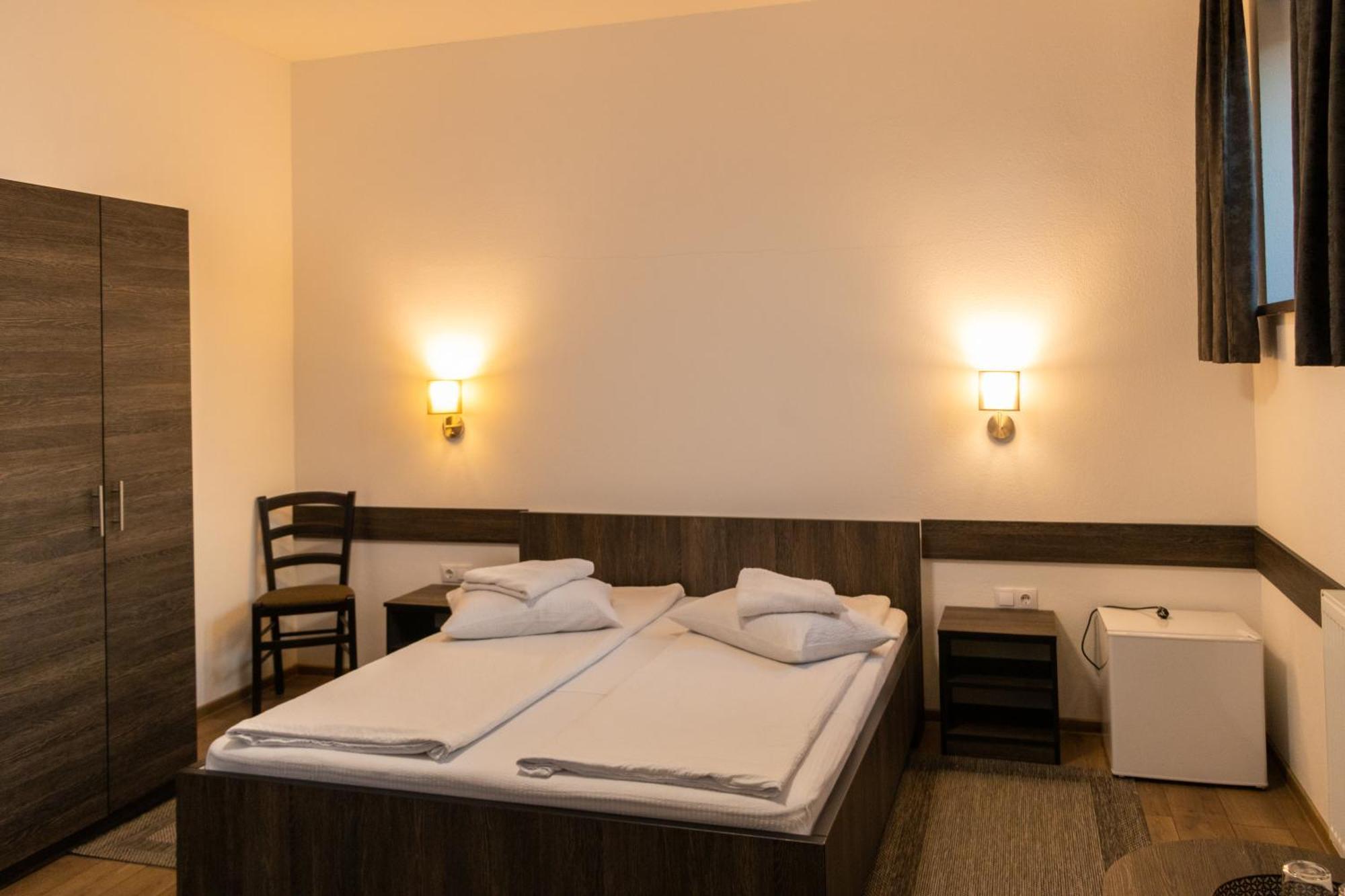 Hotel Tranzit Odorheiu Secuiesc Zewnętrze zdjęcie
