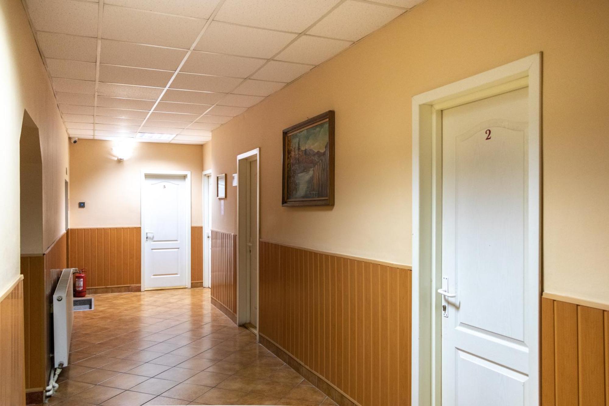 Hotel Tranzit Odorheiu Secuiesc Zewnętrze zdjęcie